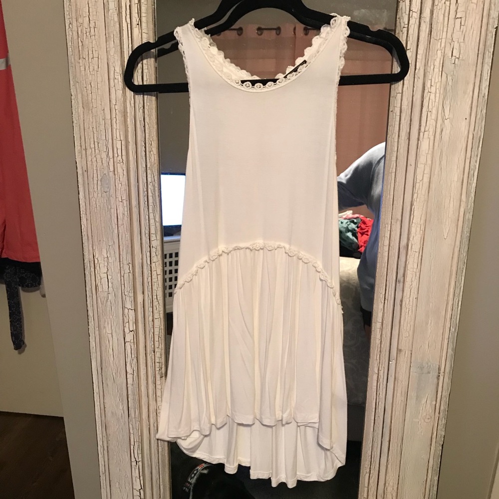 White tank